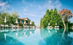 Hotel with swimming pool in San Donato Fronzano San Donato Fronzano